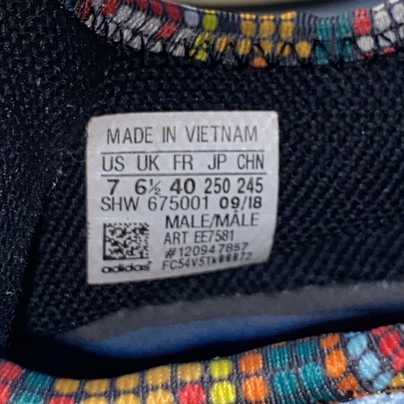 ADIDAS NMD HU PHARRELL INSPIRATION PACK CLEAR SKY - Picture 9 of 10